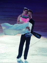 申雪和明星,共绘精彩人生篇章